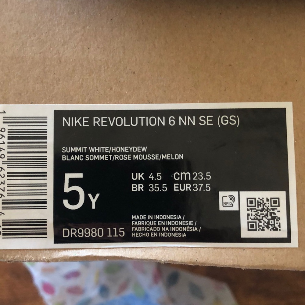 Youth girls Nike